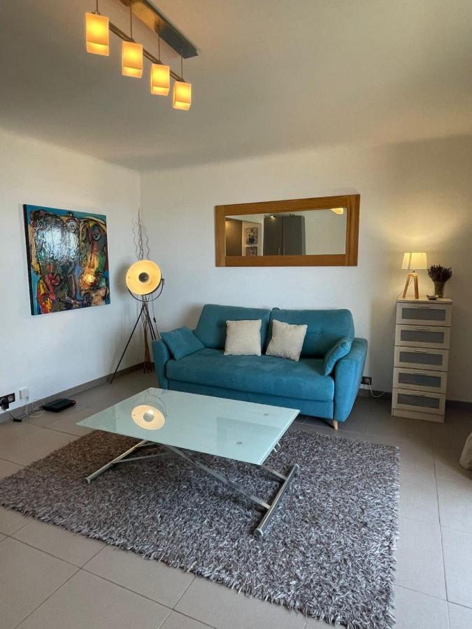 Fully Equipped Beachfront Studio In The Heart Of The City Center Bd Leclerc Антіб Екстер'єр фото
