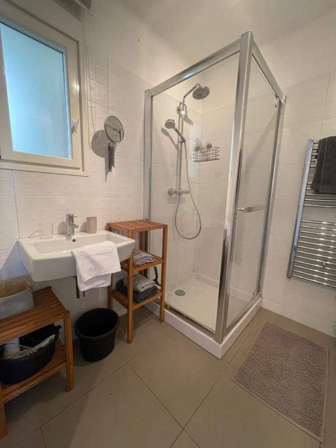 Fully Equipped Beachfront Studio In The Heart Of The City Center Bd Leclerc Антіб Екстер'єр фото